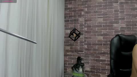 Adam online show from December 14, 6:02 am