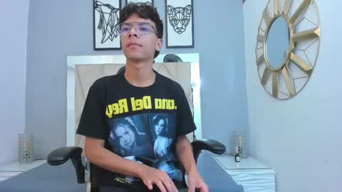 Adams Bobby online show from November 24, 11:32 am