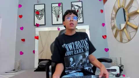 Adams Bobby online show from February 28, 11:44 am