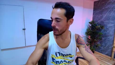 Snapshot of adams_sanz chatting on March 4, 8:04 pm Im Adams Sanz online show from March 4, 8:04 pm