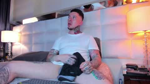 Adam online show from October 3, 2:30 am