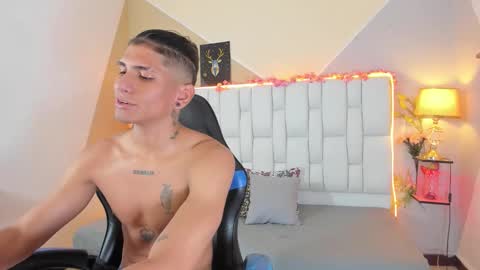 Snapshot of adan_oriol chatting on January 12, 3:56 am Adan Oriol online show from January 12, 3:56 am