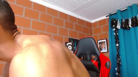 Adan Sin online show from December 7, 7:54 pm