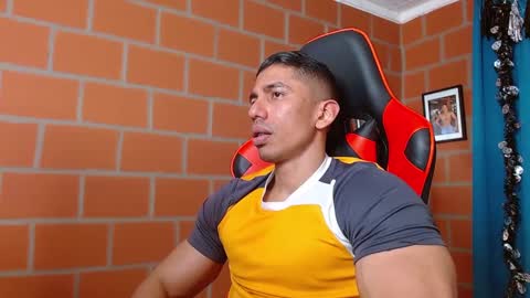 Adan Sin online show from December 24, 5:02 pm