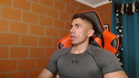 Adan Sin online show from January 5, 8:21 pm