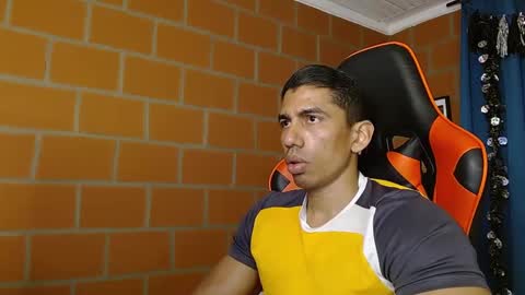 Adan Sin online show from January 24, 4:17 pm