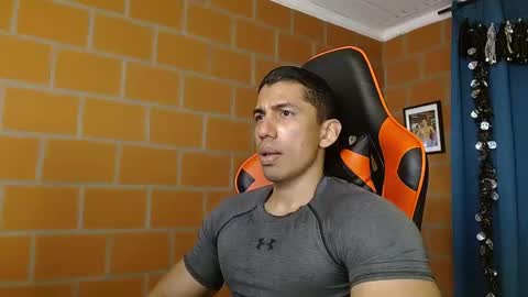 Adan Sin online show from March 3, 5:18 pm