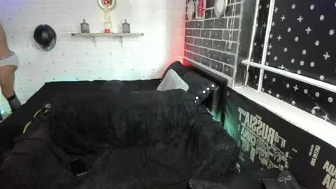 Adan online show from March 31, 5:13 pm