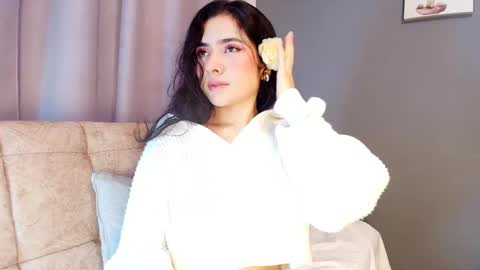  Adara Johnson  online show from September 18, 11:45 am