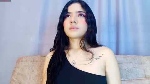  Adara Johnson  online show from November 8, 11:43 am