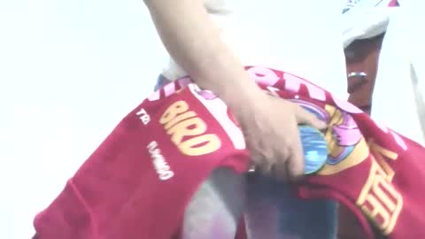 Snapshot of adarahot96 chatting on March 27, 2:50 am adarahot96 online show from March 27, 2:50 am