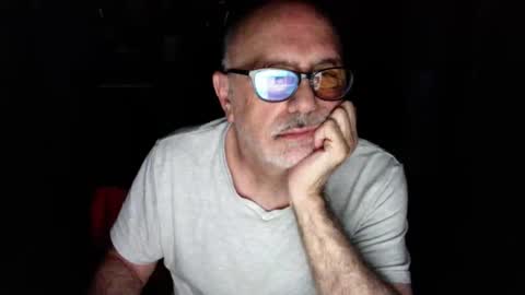 Snapshot of add_me_2 chatting on November 22, 11:53 am add_me_2 online show from November 22, 11:53 am