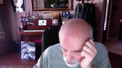 Snapshot of add_me_2 chatting on March 2, 7:43 pm add_me_2 online show from March 2, 7:43 pm