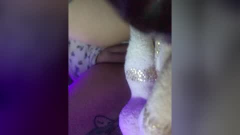 Addi ashtray online show from July 12, 3:25 pm