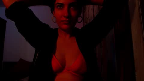 amy        online show from October 10, 2:16 pm