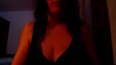 amy        online show from November 3, 12:50 pm