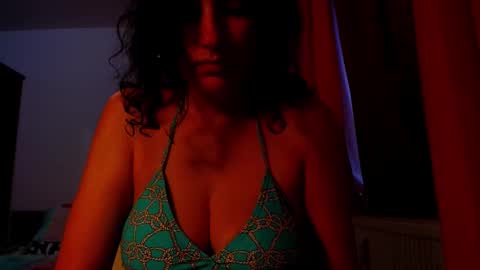 amy        online show from November 18, 1:04 pm