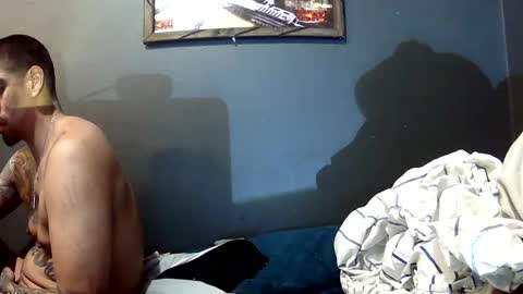 addictedtobustnloads1 online show from December 15, 5:44 am