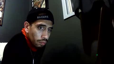 addictedtobustnloads1 online show from December 18, 7:14 am