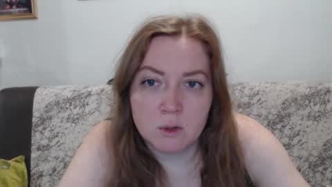 Snapshot of adel_redhead_ chatting on February 2, 6:06 pm Adel online show from February 2, 6:06 pm