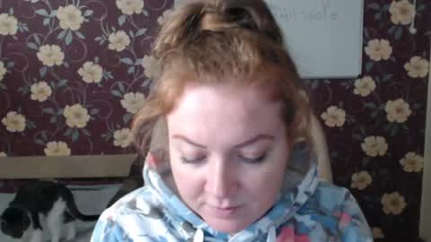Snapshot of adel_redhead_ chatting on June 7, 6:44 pm Adel online show from June 7, 6:44 pm