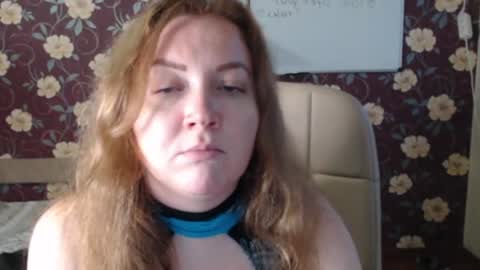 Snapshot of adel_redhead_ chatting on June 19, 5:06 pm Adel online show from June 19, 5:06 pm