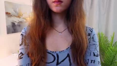 Holly online show from February 18, 4:19 am