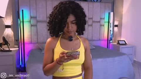 Andrea online show from May 6, 11:59 am