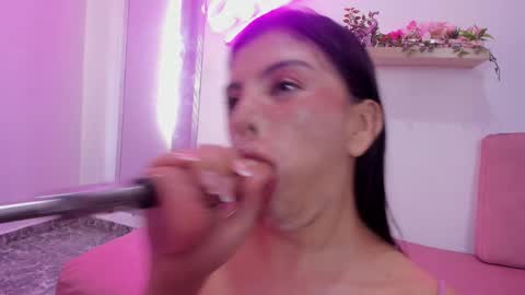 Snapshot of adele_latinlady chatting on February 28, 9:12 pm Sofi online show from February 28, 9:12 pm