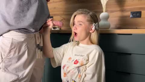 Snapshot of adele_nick2202 chatting on February 1, 9:02 pm Adele Nick online show from February 1, 9:02 pm