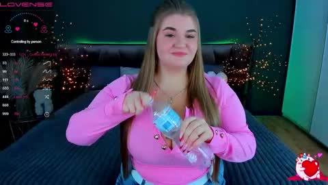 Snapshot of adele_sugar chatting on November 7, 2:33 am Your Adele online show from November 7, 2:33 am