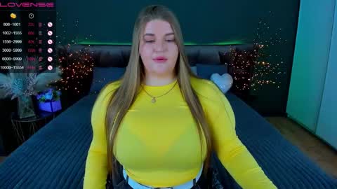 Snapshot of adele_sugar chatting on February 1, 1:15 am Your Adele online show from February 1, 1:15 am