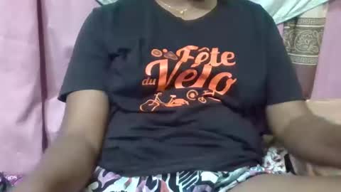 Snapshot of adelealy chatting on February 27, 6:30 pm adelealy online show from February 27, 6:30 pm