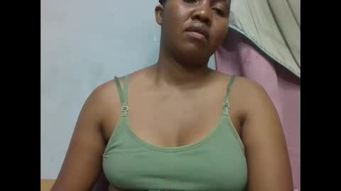 Snapshot of adelealy chatting on March 16, 5:50 pm adelealy online show from March 16, 5:50 pm