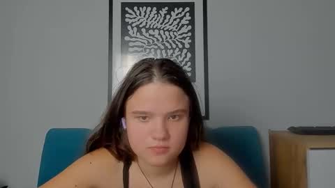 adelecruzz online show from March 16, 1:15 pm