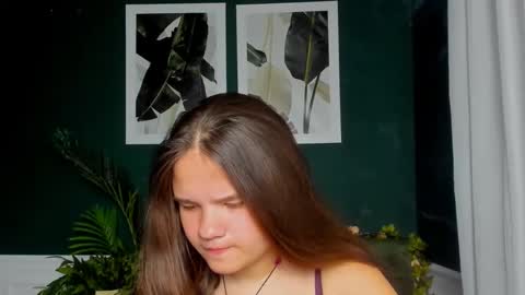 adelecruzz online show from April 29, 11:58 am