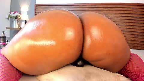 Adele  online show from September 26, 6:23 pm