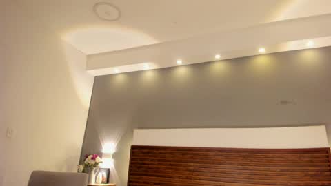 Adele  online show from December 1, 12:43 pm