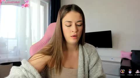 Adele online show from February 24, 7:11 am