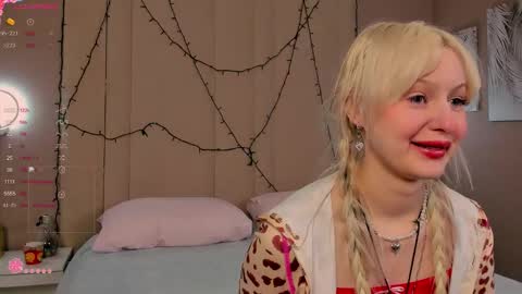 adelesilvy online show from March 25, 2:06 am