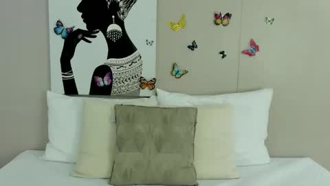 Adele Smithh online show from November 20, 11:43 am