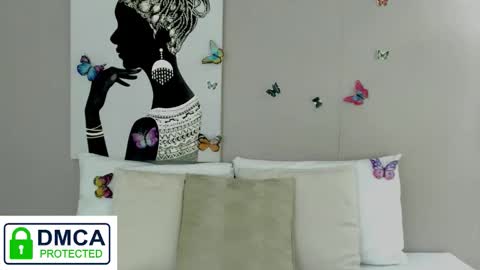 Adele Smithh online show from February 2, 11:31 am