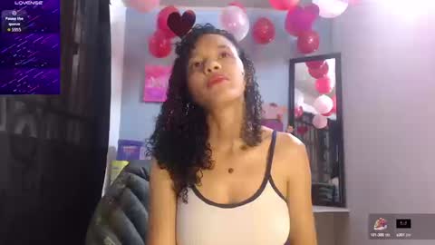 Snapshot of adeleth_blue chatting on September 19, 12:50 pm Adeleth online show from September 19, 12:50 pm