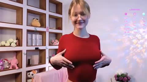 Adelin online show from October 27, 2:10 pm