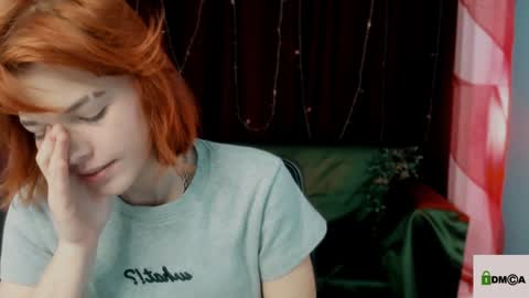 Snapshot of adelina_bb chatting on December 6, 9:35 pm Adelina online show from December 6, 9:35 pm