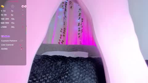 adelinaconte1 online show from February 27, 2:06 pm