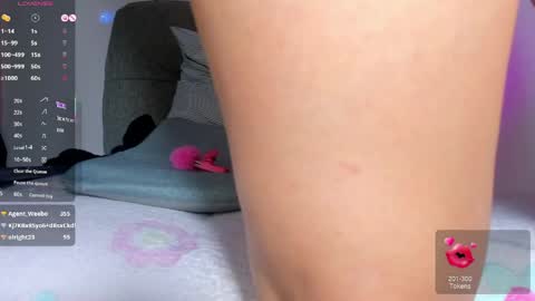 adelinaconte1 online show from May 15, 11:56 pm