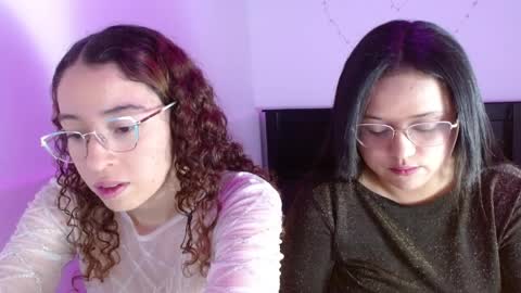   online show from April 1, 9:01 pm