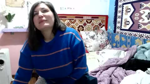 adelinemilf online show from January 13, 5:57 am