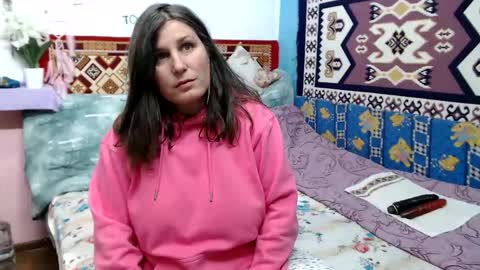 adelinemilf online show from February 18, 11:39 am